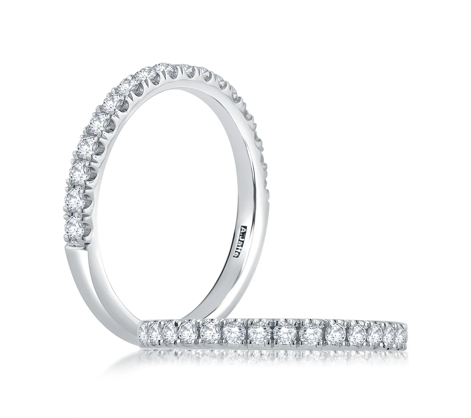 14K White Gold 0.15ctw Pave Diamond Wedding Band