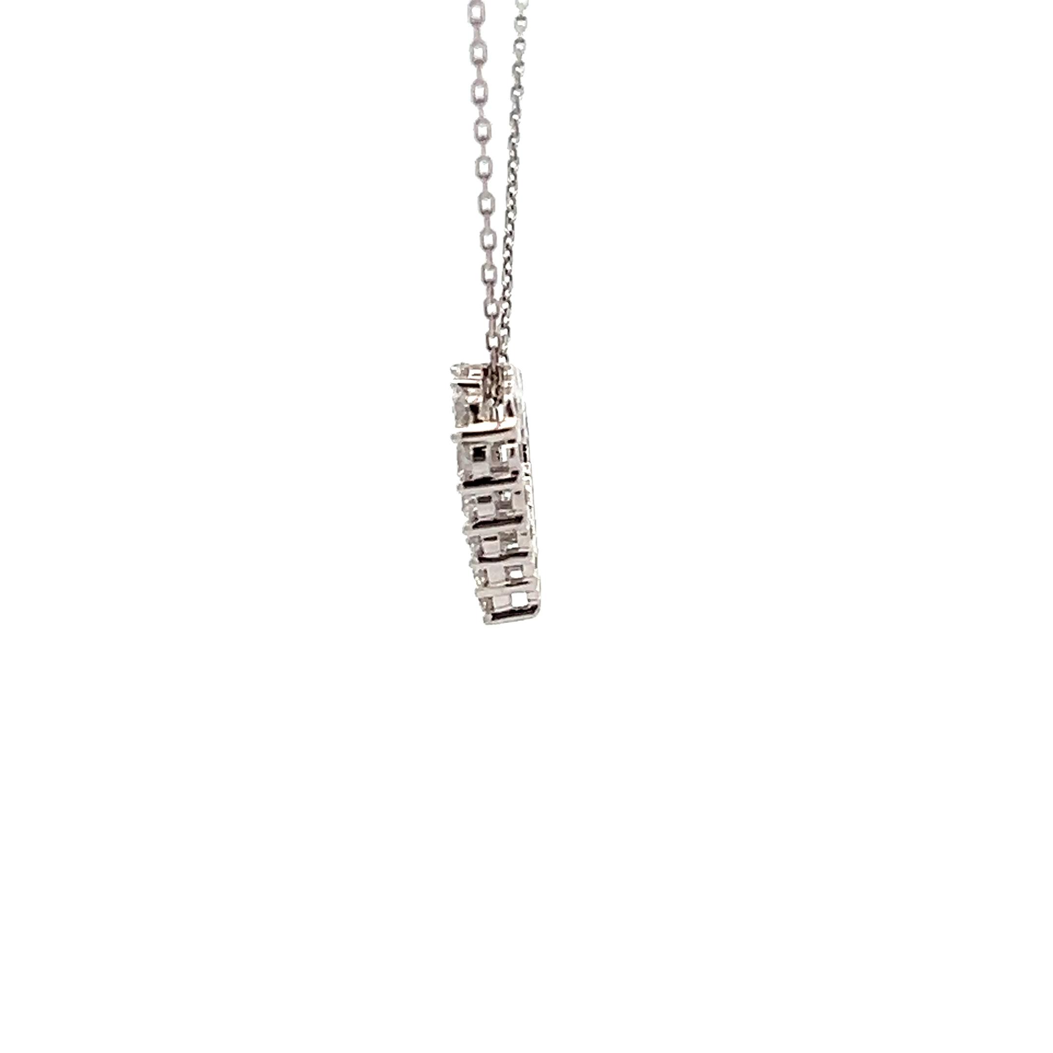Lab-Grown Diamond Heart Necklace sideview