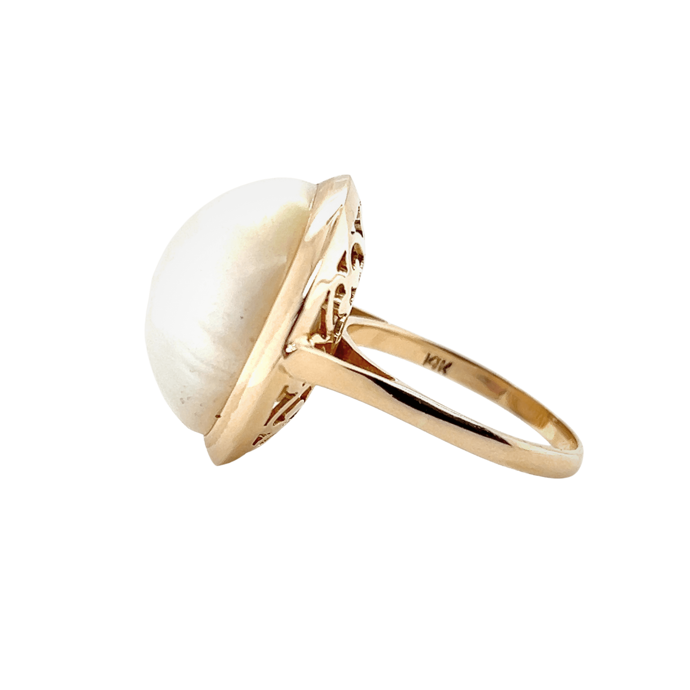 Estate 14K Yellow Gold Freshwater Mabe Pearl Ring